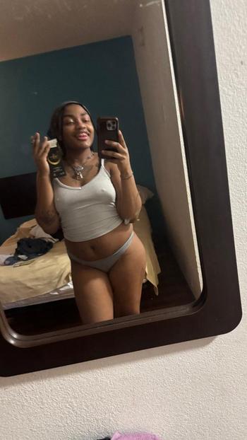 423-446-9455, 24  female escort, Chattanooga