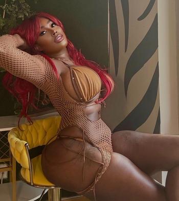 Bella, 24  female escort, Chattanooga