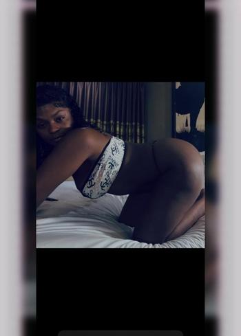 Kharisma, 22  female escort, Chattanooga