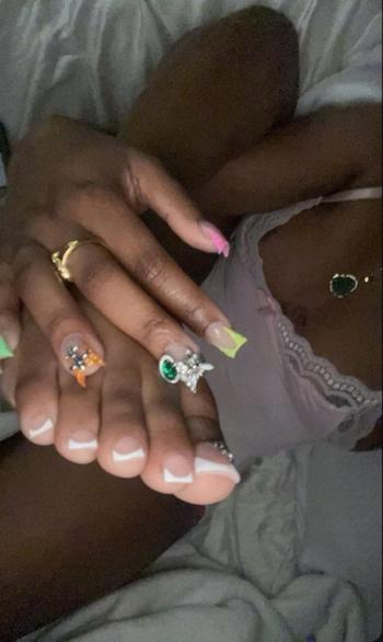 Elysian, 21  female escort, Chattanooga