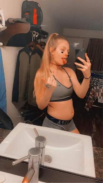 4233527958, female escort, Chattanooga